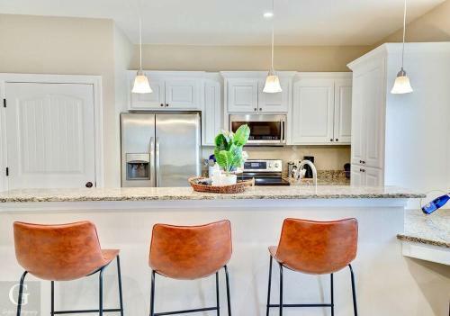 Luxury Downtown Apartment-2/2.5