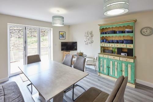 Host & Stay - Carlewell Cottage