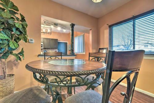 Stylish Apartment With Fireplace And 3 Smart Tvs