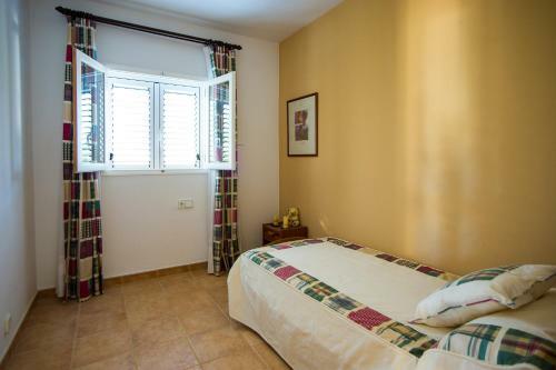 New! Villa Es Vedr�