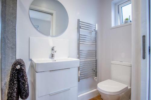 Colby - 1 Bedroom Apartment - Stepaside