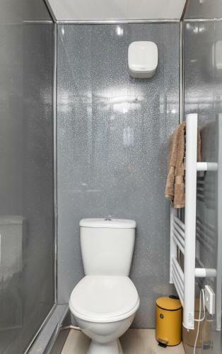Westbourne Central Studio Apartments