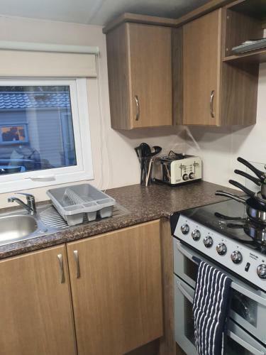 4 Solent Village 8 Berth Caravan
