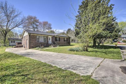 Updated Raleigh Home With Deck Family Friendly
