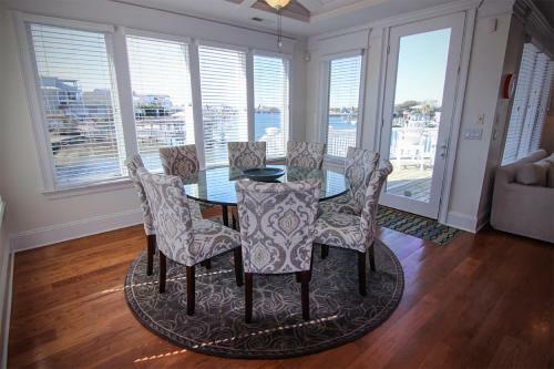 The Great Escape By Sea Scape Properties