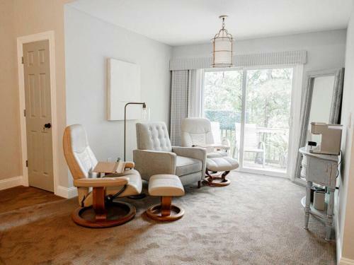 Apartamento Cozy And Convenient Spacious Townhome