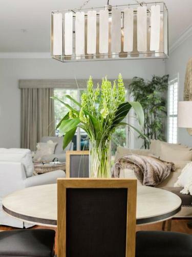 Apartamento Cozy And Convenient Spacious Townhome