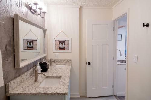 Apartamento Calming Terracotta Chateau - 2bed 1bath South Knox