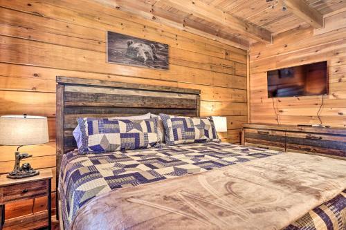 Star Lite Cabin Hot Tub, Deck And Pool Table