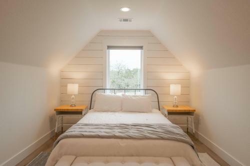 Scarlet Ridge Retreat