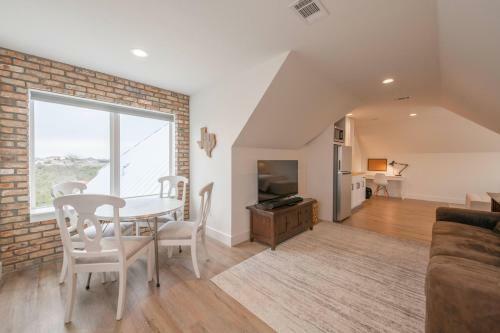 Scarlet Ridge Retreat