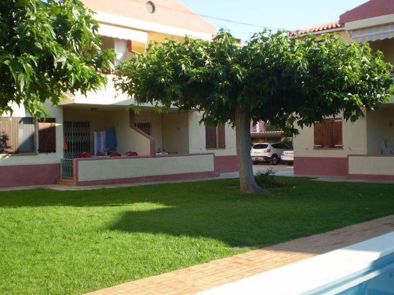 Apartments Aigua Oliva