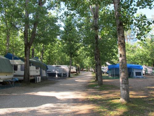 Camping Rural Llanos De Arance