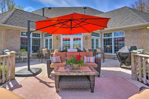 Spacious Chester Home With Yard On James River!