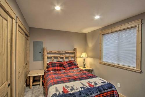 Secluded Ashford Getaway With Fire Pit And Grill!