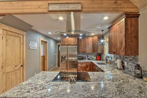 Secluded Ashford Getaway With Fire Pit And Grill!