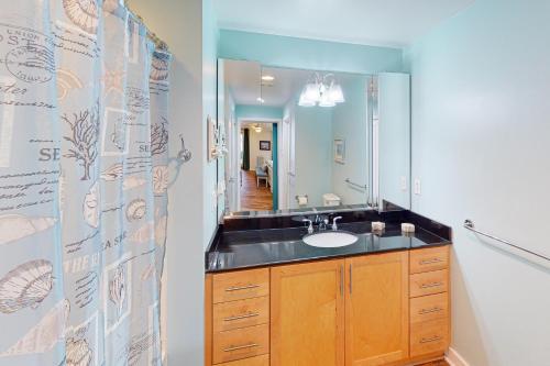 The Sanctuary - Vitamin Sea A206