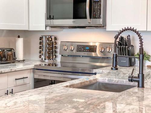 Apartamento 202d Summit - Completely Remodeled Modern Condo In Summit!