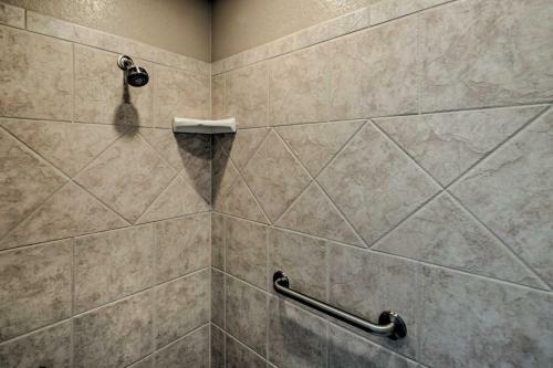 Fort Mohave Home With Grill, Golf Course Views!