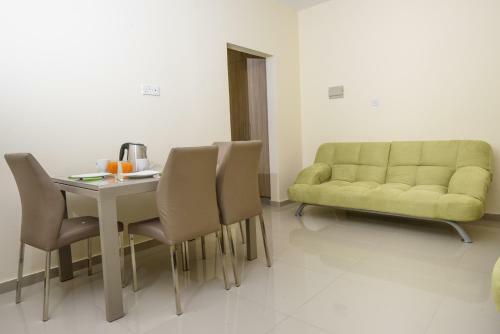 Paul Marie Hotel Apartments