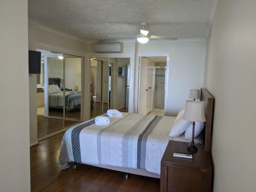 Hotel Moorings Beach Resort