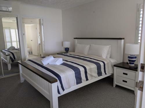 Hotel Moorings Beach Resort
