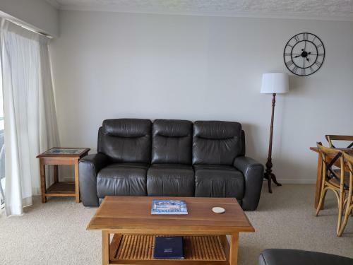 Hotel Moorings Beach Resort