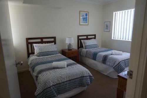 Hotel Moorings Beach Resort