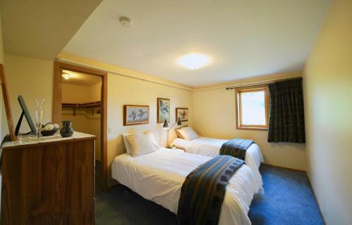 Flat Fish Lodge B&B And Event Center