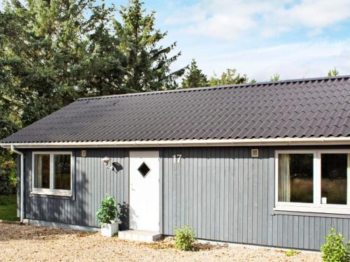 Three-bedroom Holiday Home In Bl�vand 4