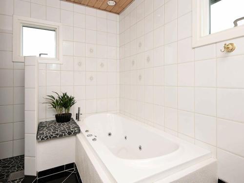 Holiday Home Lille Strandvej