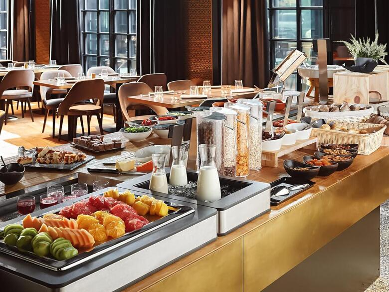 Hotel M�venpick Zagreb
