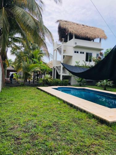 Mansion Del Rey Puerto San Jose