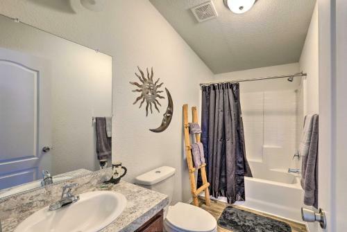 Desert Escape Off I-10 With Over 1 Enclosed Acre!