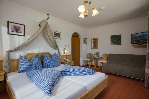 Bed & Breakfast Alpenpension Claudia