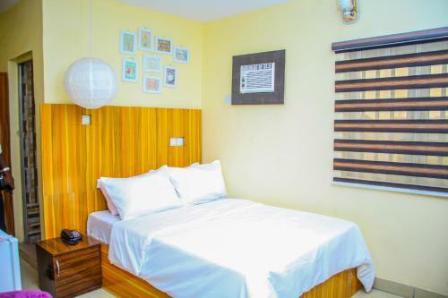Hotel Ontario Suites