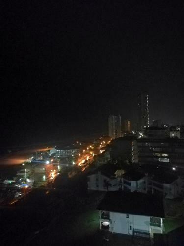 Apartamento A Beach Condo