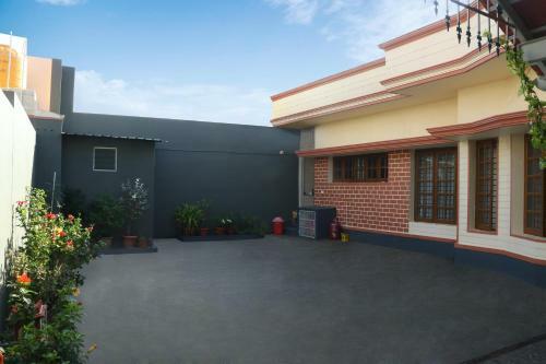 Big Private Villa In Chikmagalur