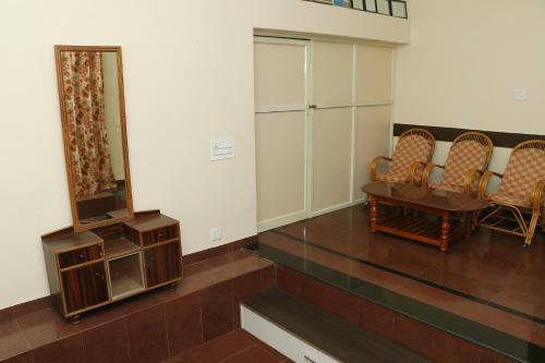 Big Private Villa In Chikmagalur