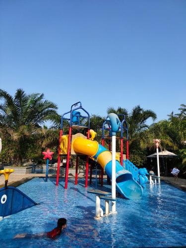 Villa Royal Lotus 10.05