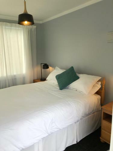 Apartamento @taradise-opunake - Eco-friendly Coastal Hideaway