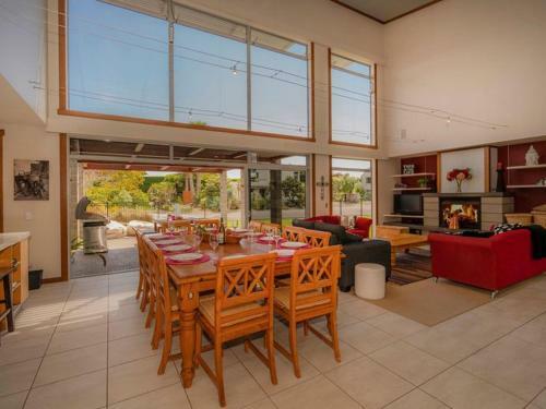 Hosts On The Coast Whitianga Bliss
