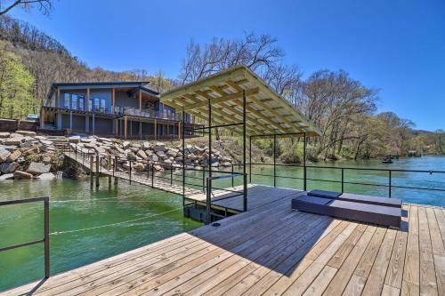 Riverfront Heber Springs Home With Dock And Slip!