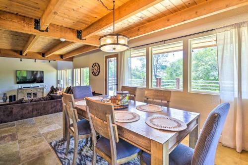 Secluded Home In Natl Forest With Fire Pit!