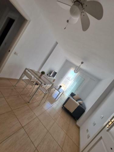 Laura Apartment In Arona & Pool