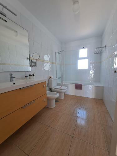 Laura Apartment In Arona & Pool