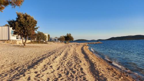 Buqez Resort, Vila 51