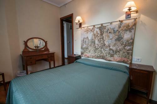 Hostal Ayestaran II