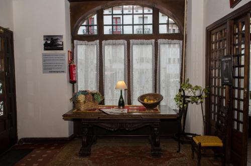 Hostal Ayestaran II
