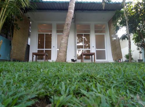 Hostal R 1 River Villa